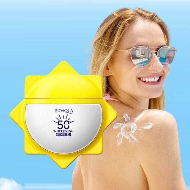 BIOAQUA - Отбеливающий солнцезащитный крем SPF50+ PA+++