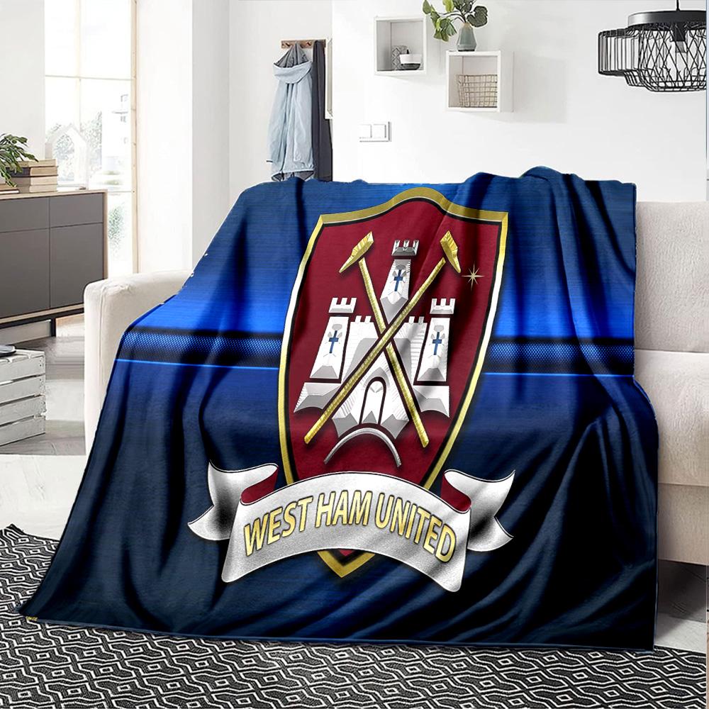 FC Ham United Crest Flannel Blanket, Soft Polyester, Modern Design, All-Season for Camping, Travel, Gifts for holidays or birthdays