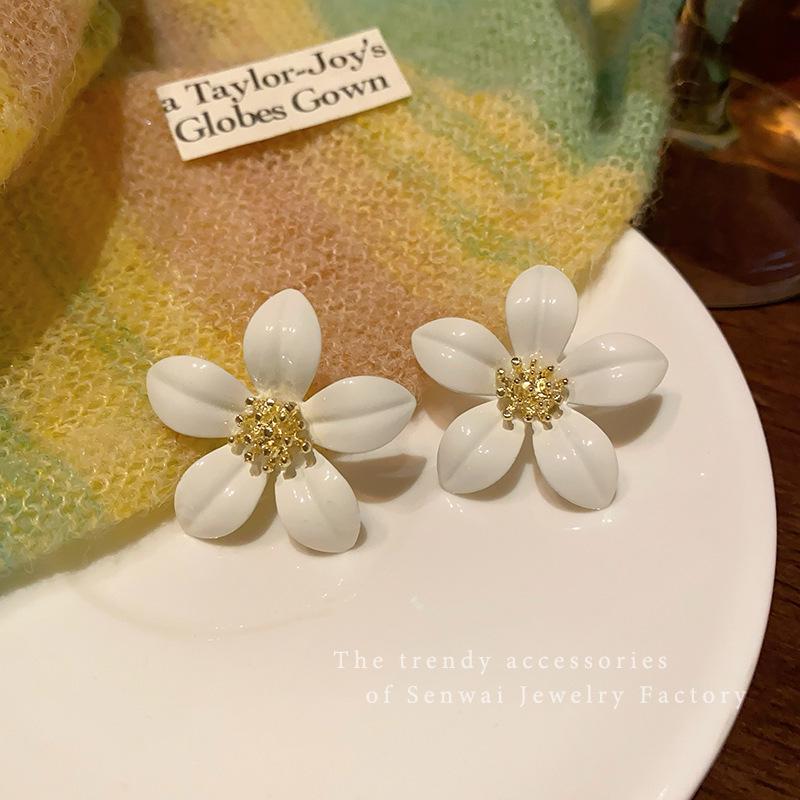 Летние милые серьги с цветами: Универсальные серьги-гвоздики высокого класса с иглой из серебра 925 пробы