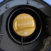 LEXLEYS Спецификации высокооктанового бензина Nissan, Желтый, Серия ELGRAND E52, Специальный дизайн, Крышка топливного бака, Топливо