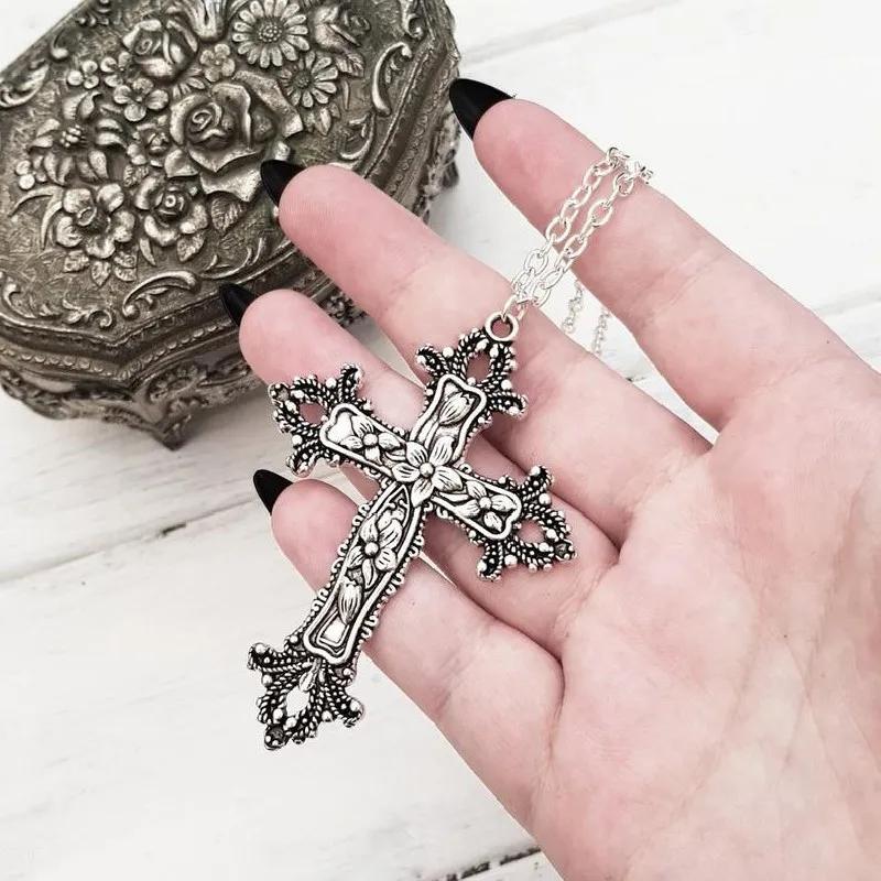 New Silver Color Sun And Moon Necklaces Chain Pair Of Celestial Best Friends Gift For Friend Long Necklaces Pendants Men Women