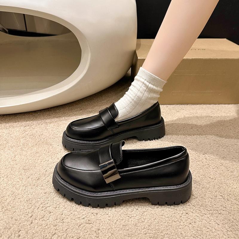 35-43 Большие размеры Женские туфли Лоферы на толстой подошве Женские весенние кожаные туфли в британском стиле Туфли без застежек для поездок на работу