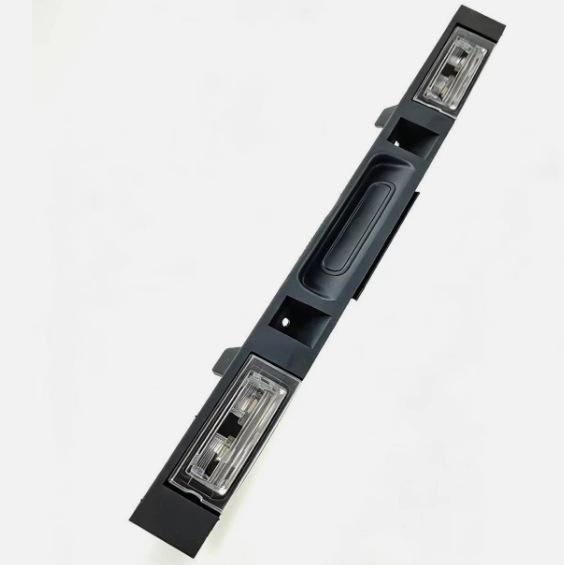 BMW X3 E83 2003-2006 Переключатель двери багажника (51133403611)