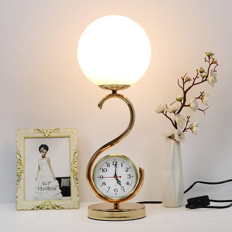 Простая настольная лампа, современная креативная прикроватная романтическая спальня, теплый свет северного ветра, роскошная домашняя декоративная настольная лампа