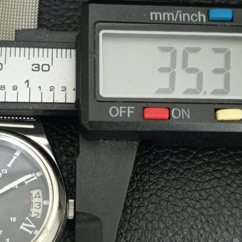 ВИНТАЖНЫЕ АВТОМАТИЧЕСКИЕ ЧАСЫ SEIKO 5 7005A ЯПОНИЯ МУЖСКИЕ ЧЕРНЫЙ ЦВЕТ ЦИФЕРБЛАТ a708505-1