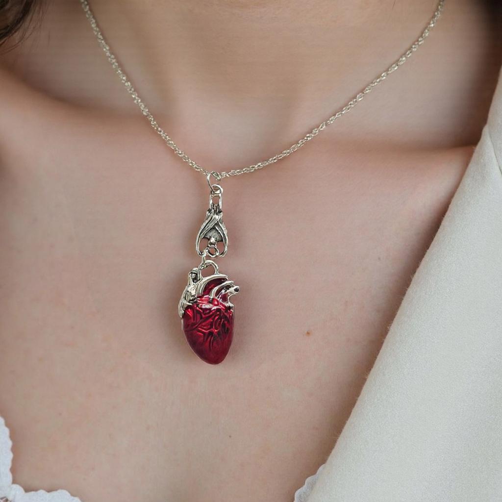 Ожерелье Anatomy Heart с элегантными кристаллами для модных женщин, ищущих уникальные и страстные готические ювелирные аксессуары