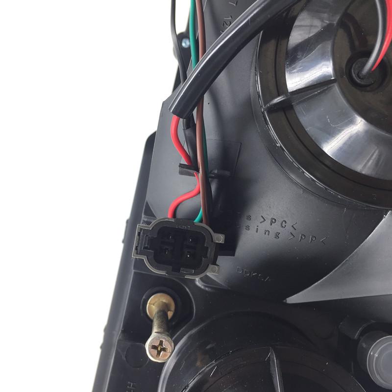 Compatible with Ford Mondeo Headlight Assembly for 2004-2007 Models