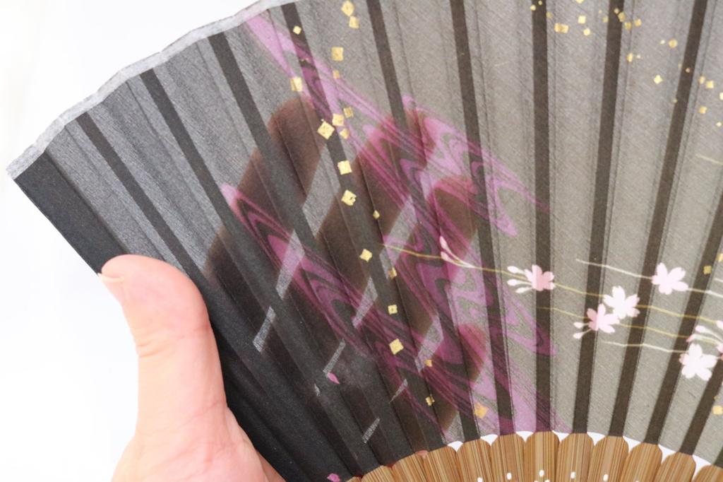 Matsumi Kogei Асахио Складной веер Кролик и цветущая вишня Синий Черный 161301