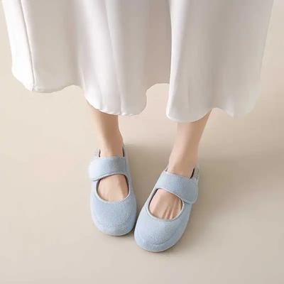 Женская обувь – Кроссовки