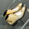 Золотые высокие остроносые кожаные туфли осенние глянцевые туфли большого размера повседневные платья кожаные ботинки 8589-51