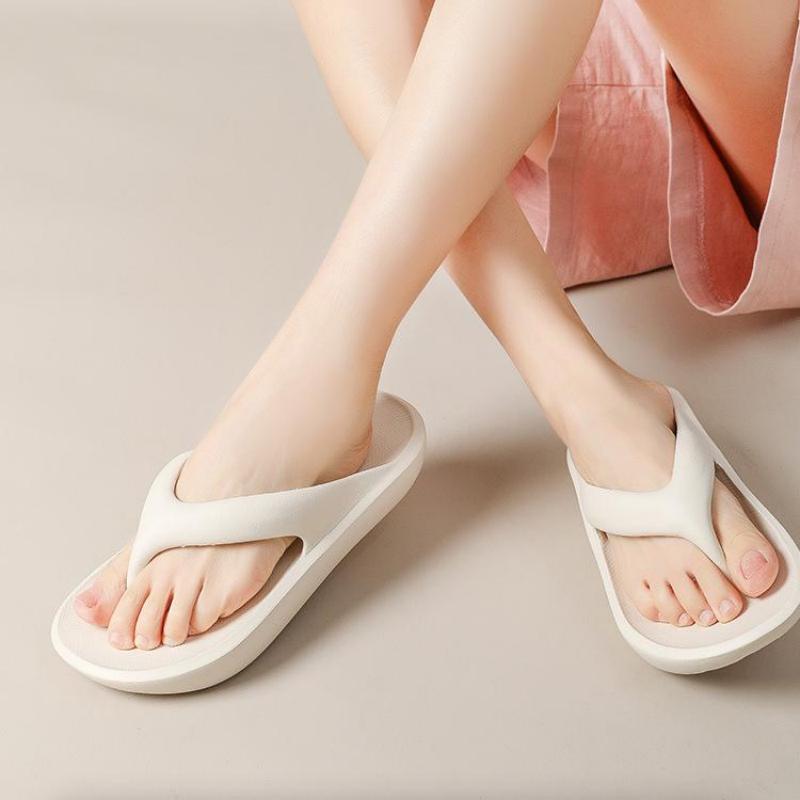 Модные женские летние шлепанцы Crestar 2025 Новые шлепанцы на толстой подошве Уличные модные женские пляжные сандалии Повседневные домашние шлепанцы на платформе из EVA