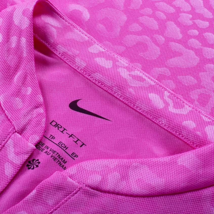 Nike Футболка прямого покроя с коротким рукавом и логотипом, женские топы розового цвета DO6768-684