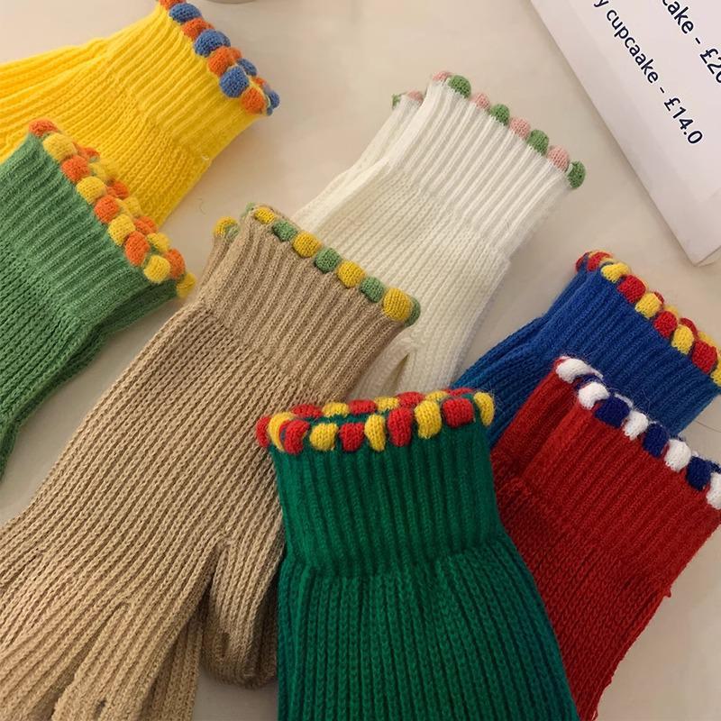 Women's Winter Warm Touch Screen Cycling Gloves - Knitted, Windproof, Plus Velvet, Sugar Bean Design, Leak-Resistant Wool.