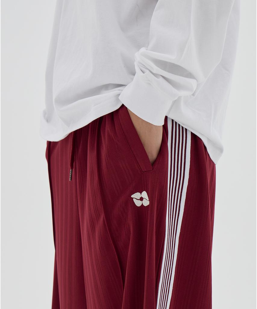 URBANAGE Balloon Fit Curved Line Track Pants_Burgundy