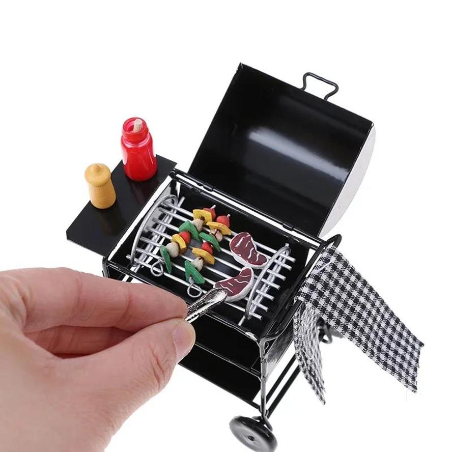 1Set Of Mini Cute BBQ Food Grill Miniature Ornaments For 1/12 Scale Dollhouse Gadgets Kitchen Food Furniture BBQ Shop Decoration