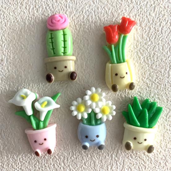 2Pcs Cartoon Potted Plants Fridge Magnet Resin 3D Potted Cactus Aloe Lily Tulip Flower Refrigerator Magnet Kitchen Home Office