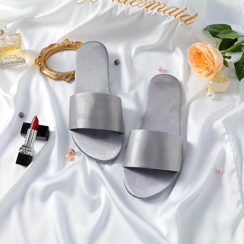 Новые свадебные тапочки для подружки невесты с вышивкой, свадебные шелковые красные тапочки, свадебный утренний халат невесты в сочетании с женской обувью