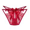 Соблазнительное кружевное подтягивающее бедра нижнее белье-танга с низкой посадкой и открытой промежностью
