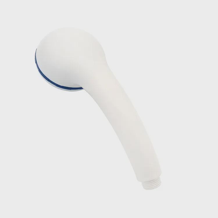 Настенный электрический водонагреватель, смесительный клапан с пластиковым душевым комплектом