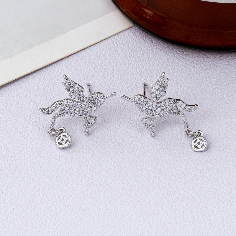 New simple micro-inlaid zircon unicorn coin pendant earrings 911 silver needle exquisite high-end stud earrings women