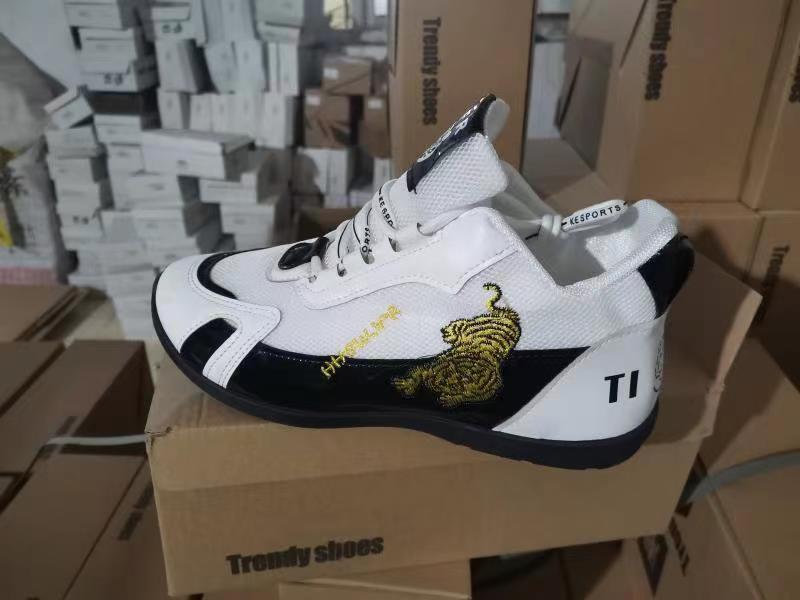 Унисекс разноцветные кроссовки в стиле "Папа" из Fly Knit с кокосовым принтом - Легкие и стильные