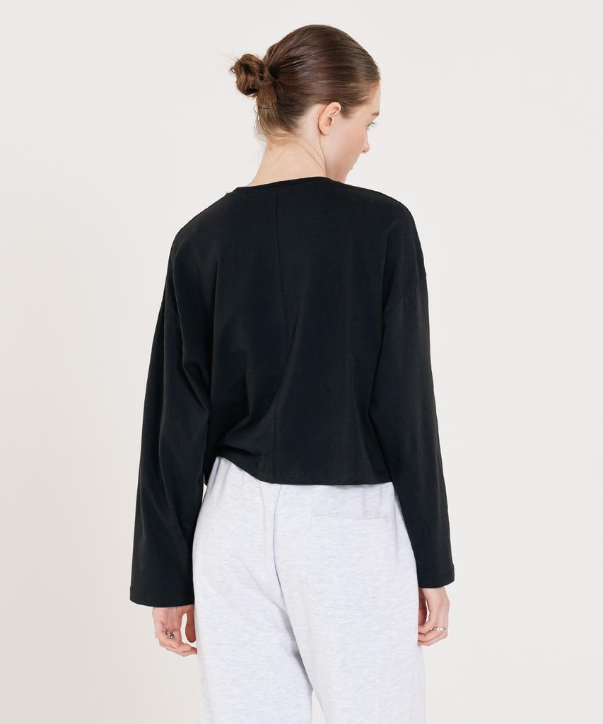 INJIACTIVE Small Logo Crop Long Sleeve Black