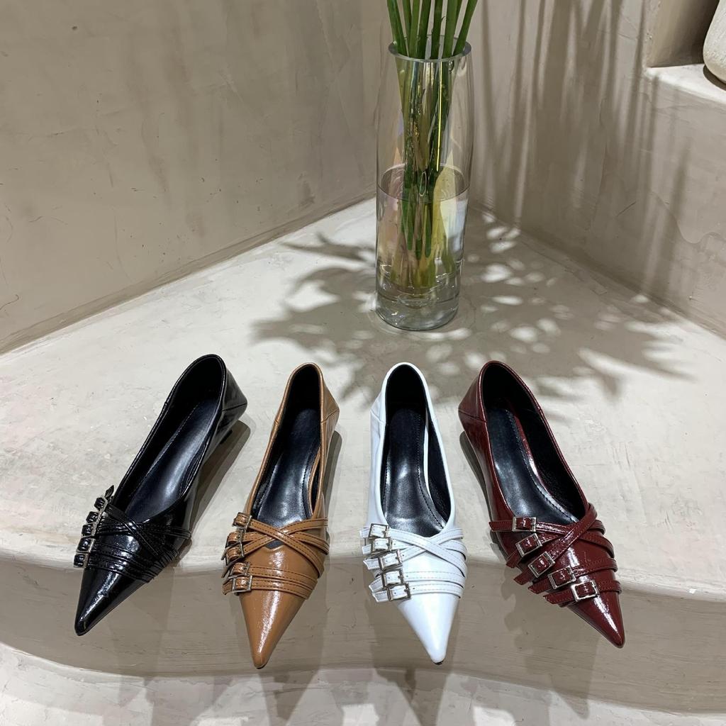 Kitten Heel High Heels Women's Summer 2025 New Shallow Mouth Pointed Head Low Heel Soft Leather Work Professional Single Shoes