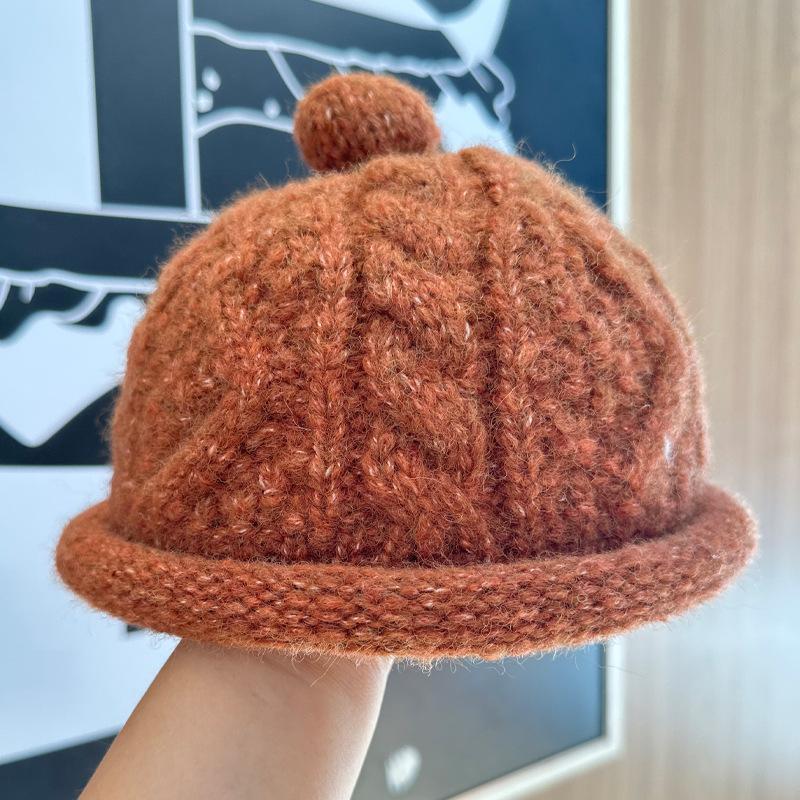 Autumn and winter new knitted hats children cute fashion pullover hat warm crimped landlord hat wool hat tide