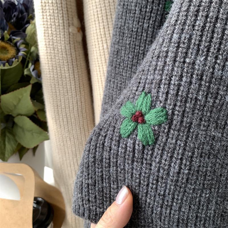 Женский ретро-свитер с цветочной вышивкой для осени и зимы, свободный и ленивый стиль, высококачественный корейский трикотаж