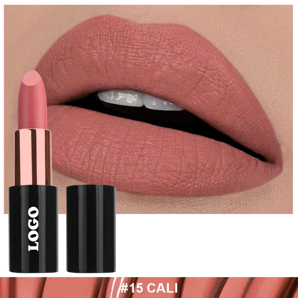 Водостойкая и не отпечатывающаяся матовая помада: Стойкая, Не выцветающая, Не липкая формула.