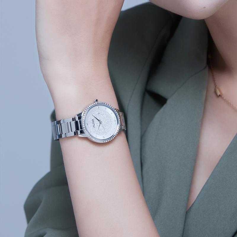 Seiko ALBA Кварцевые Часы с Браслетом из Нержавеющей Стали Женские Часы Серебристый Циферблат AH7W31X1
