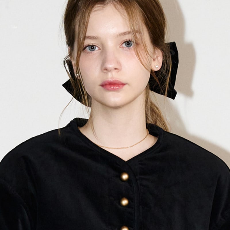 The other one from min Velvet Ribbon Hairpin