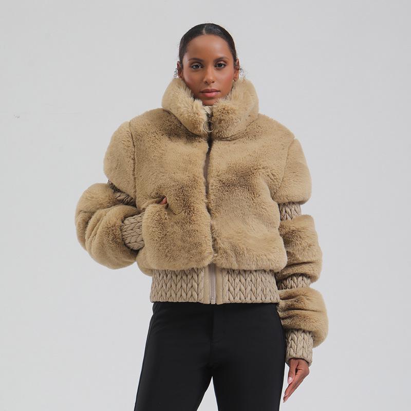 Women's Windproof Thickened Winter Ski Suit - European & American Style for Extreme Cold Outdoor Sports.