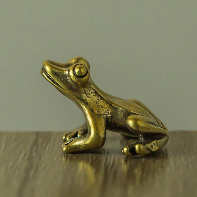 Retro Solid Brass Small Frog Figurine, Creative Car Accessories Ornament, Office Desk Decor, (Meditation Frog Can Be Used As Tea Pet, Incense Burner