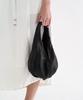 Anggae Small Fig Bag Black