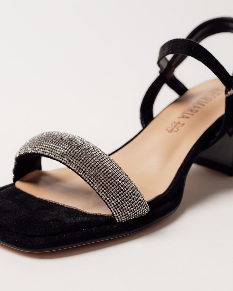 Босоножки на каблуке пряжка стразы Aifоrmaria 626140 36 черные замша