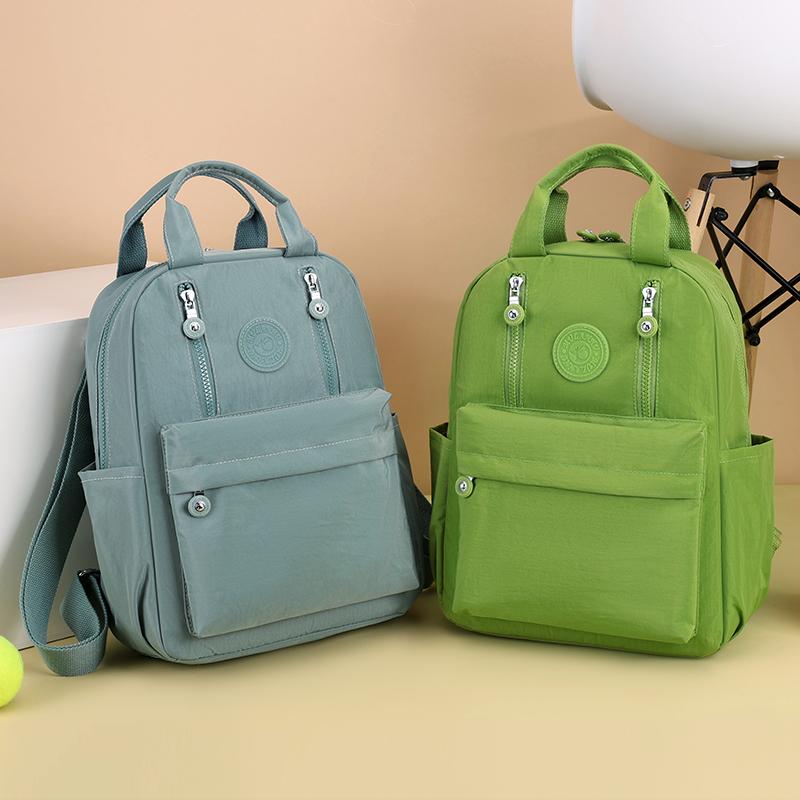 Однотонный женский рюкзак большой вместимости из нейлона