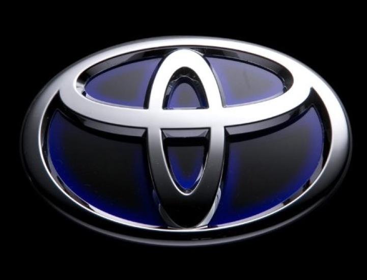 Valenti Ornament Plate Toyota Emblem Plate 62mm Flare Blue Size TY-015B Direct from Japan