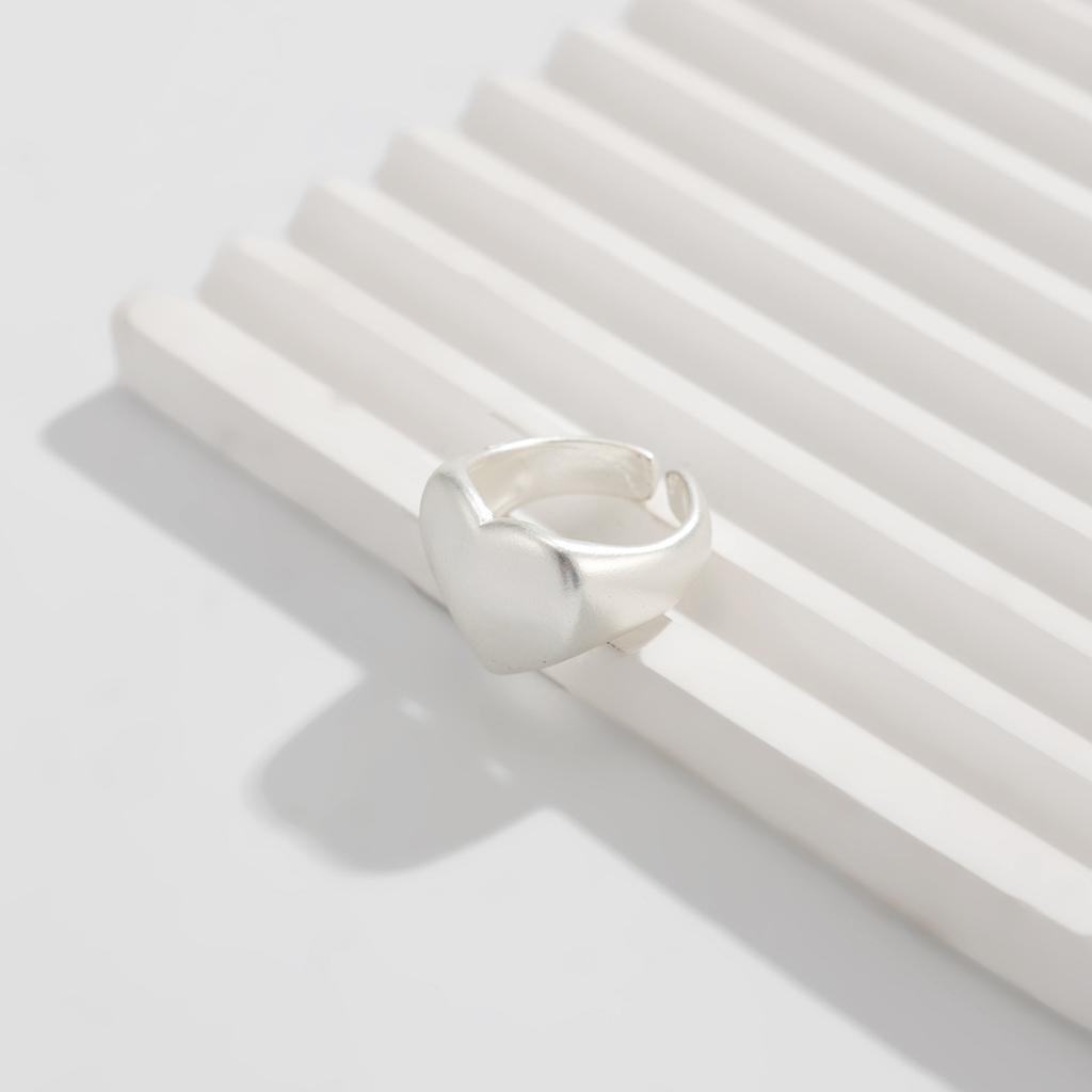 Fashionable Sliver Color Matte Wide Edge Rings for Women Cool Style Irregular Alloy Featuring Open Ring Unisex Jewelry Gift