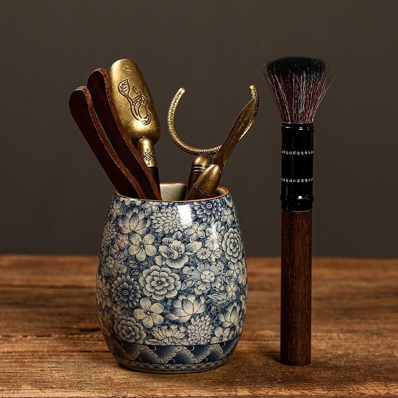 Винтажный набор для чайной церемонии из сине-белой керамики Six Gentlemen Tea Clip Brush Organizer Tea Accessories Set