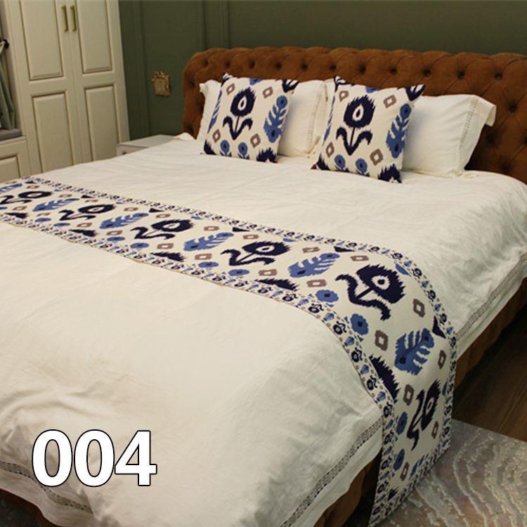 European Cotton and Linen Bed Flag with Diamond Shaped Flower Pattern Beds End Towel Hotel Homestay Special Bedding Bed End Cover Cushion Pillow