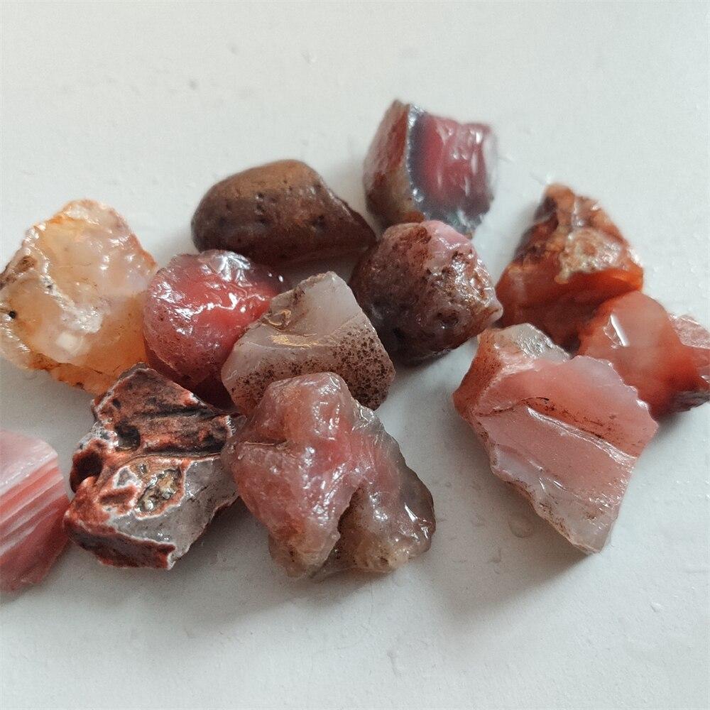 Natural Red Agate Stone Fish Tank Decoration Raw Material of Agate Chalcedony Body Heathy Raw Gemstone Specimen Collection Gift