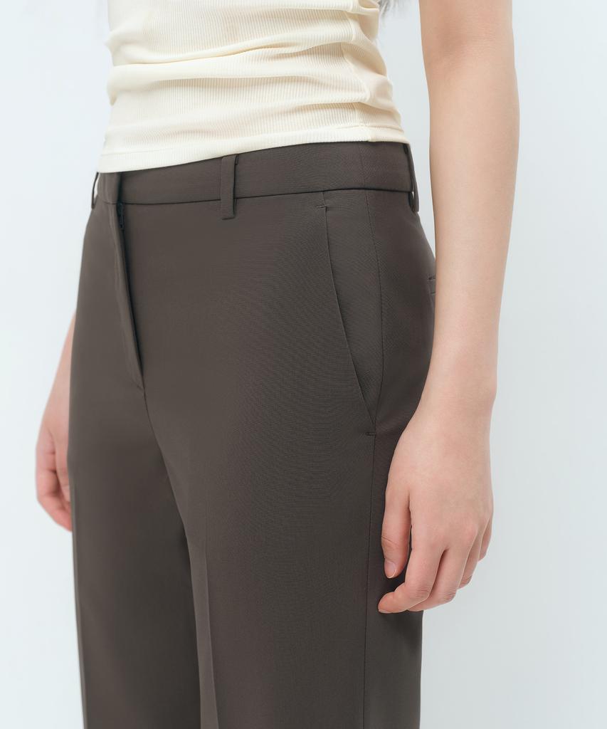 MUSINSA STANDARD WOMAN [Cooltandard] Women'S Low-Rise Flare Slacks [Khaki Brown]