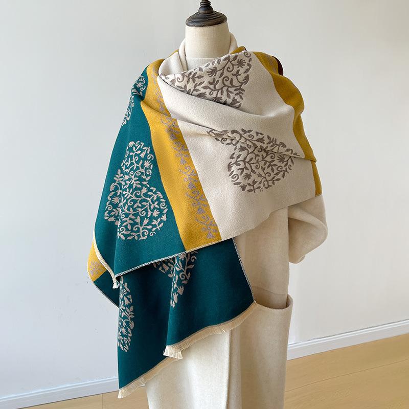 Heart-Shaped Contour Floral Simple Contrasting Colors Korean Women'S Thermal Scarf Fashionable High-End Shawl