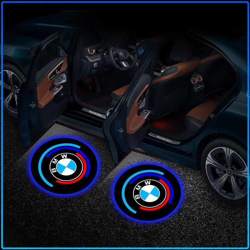 Для BMW X3 X5 X6 X1 X4 F20 F30 G20 F31 F34 F10 G30 F11 F25 I3 M3 M4 1 3 5 Серии E46 E39 2 шт. Светодиодная подсветка эмблемы двери автомобиля Лазерный проектор приветственной лампы