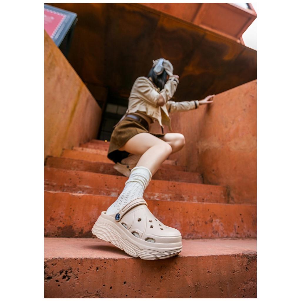 Women's Summer Slippers, Indoor Bathroom, Wear-resistant Couple, Outdoor, Perforated Shoes, Beach Shoes