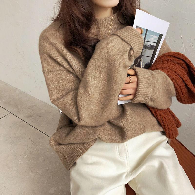 Женский вязаный свитер в ретро-стиле свободного кроя - Круглый вырез, однотонный, мягкий и плотный для сезона Осень/Зима 2025
