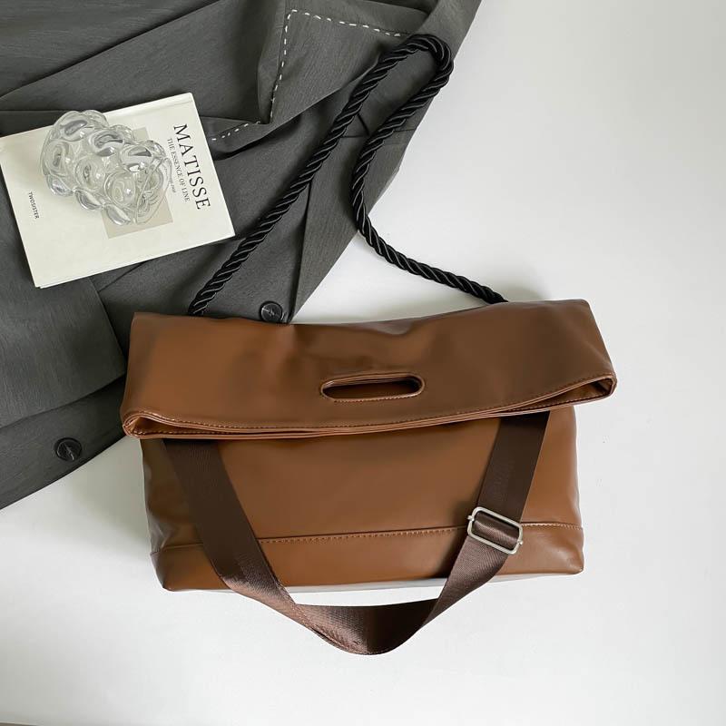 Retro Large-capacity Underarm Bag Women's Bag 2025 Autumn New Soft-faced Simple Tote Bag Fashionable Commuter Messenger Bag