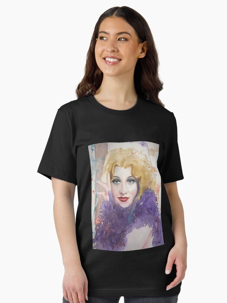 Marlene Dietrich Vintage Photograp Marlene Beautiful Dietrich Gifts Men Essential T-Shirt