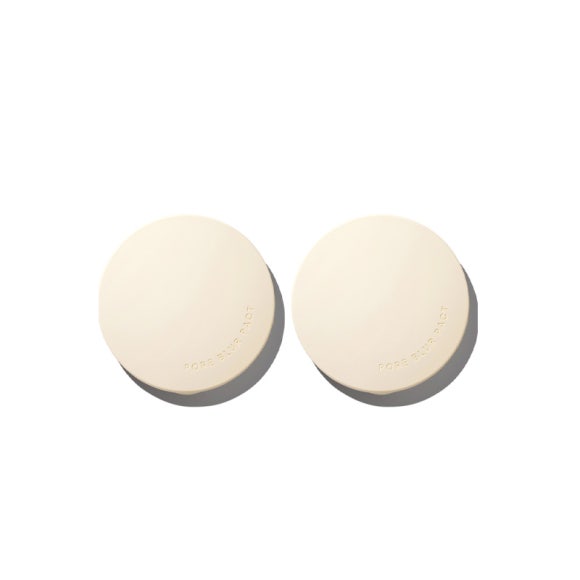 Innisfree Pore Blur Pact 12,5 г (3 варианта)